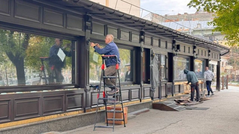 У Львові демонтують ресторани 