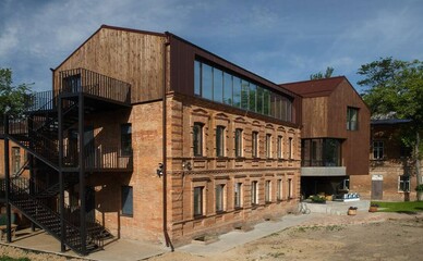 У Дніпрі історичні будівлі макаронної фабрики перетворили на сучасні офіси