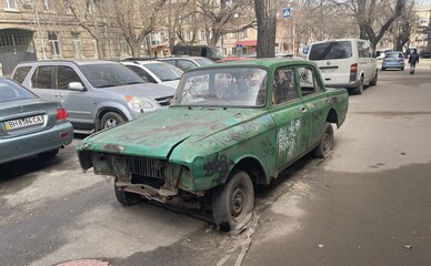 В Одесі затвердили процес евакуації забутих авто