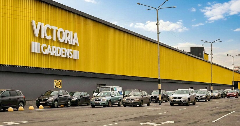 ТРЦ Караван Outlet у Києві перейменували на Victoria Gardens