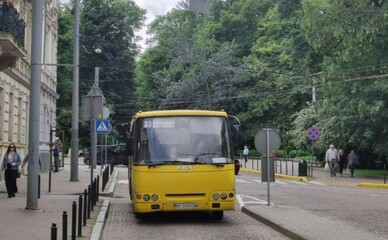 У Львові автобус №33 продовжили до вулиці Пулюя та додали шість зупинок