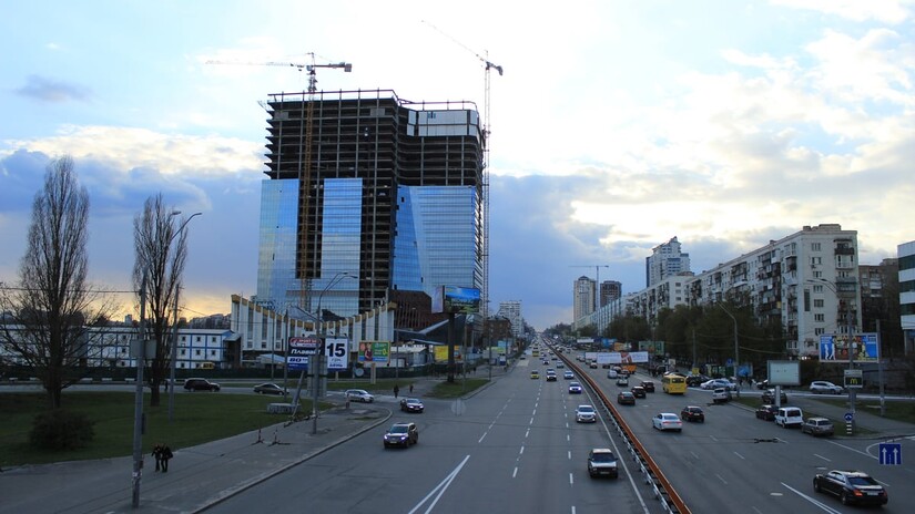 Недобуд Sky Towers у Києві продали за 560 млн грн — покупця пов'язують з родиною Злочевських