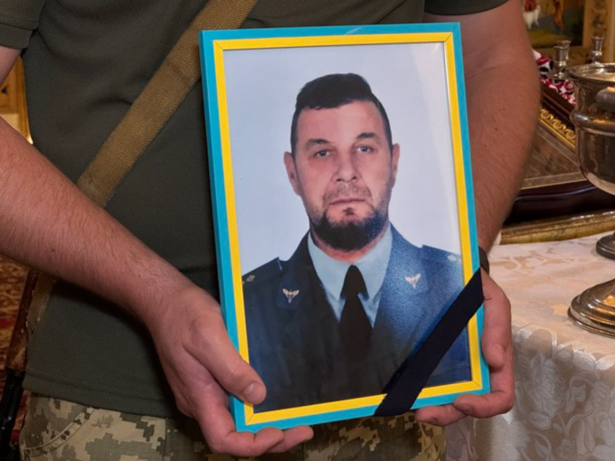 У Полтаві попрощалися з військовим медиком Валерієм Бурлаєнком