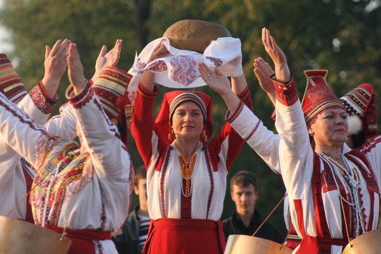 Одеська облрада запропонує Верховній Раді визнати гагаузів корінним народом України