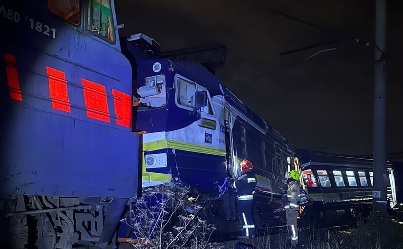 У Львові внаслідок зіткнення потягів постраждали 11 людей 