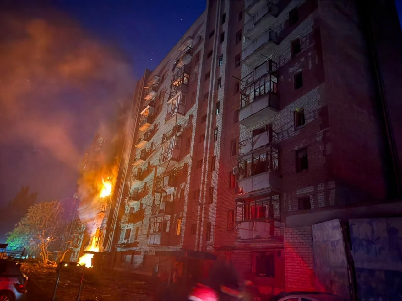 Росія вночі атакувала Україну 112 дронами &mdash; троє людей загинули, ще 32 постраждали фото 2