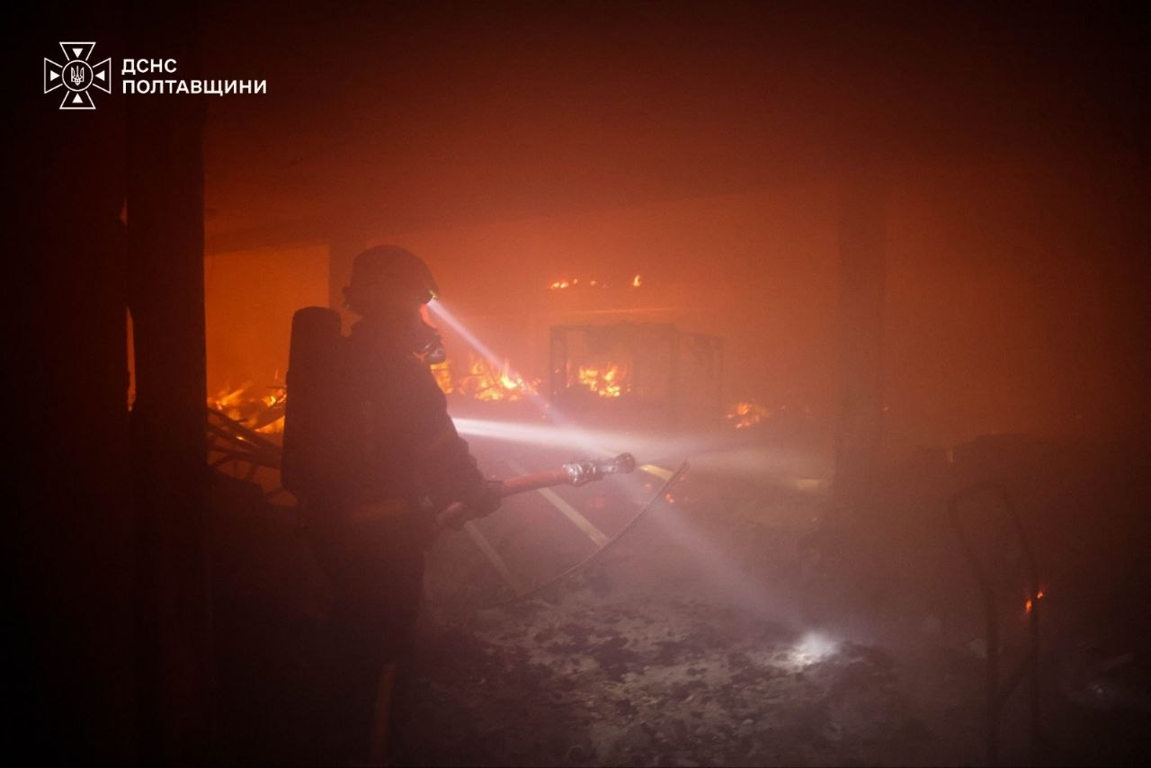 Росія вночі атакувала Україну ракетами та дронами — загинули щонайменше пʼятеро людей фото 2