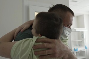 У Львові в дитячій лікарні 12-річному хлопчику пересадили серце від десятирічної донорки фото