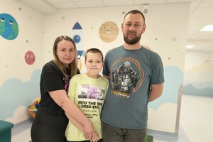 У Львові в дитячій лікарні 12-річному хлопчику пересадили серце від десятирічної донорки фото 7